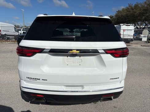 Used 2023 Chevrolet Traverse Premier image 6