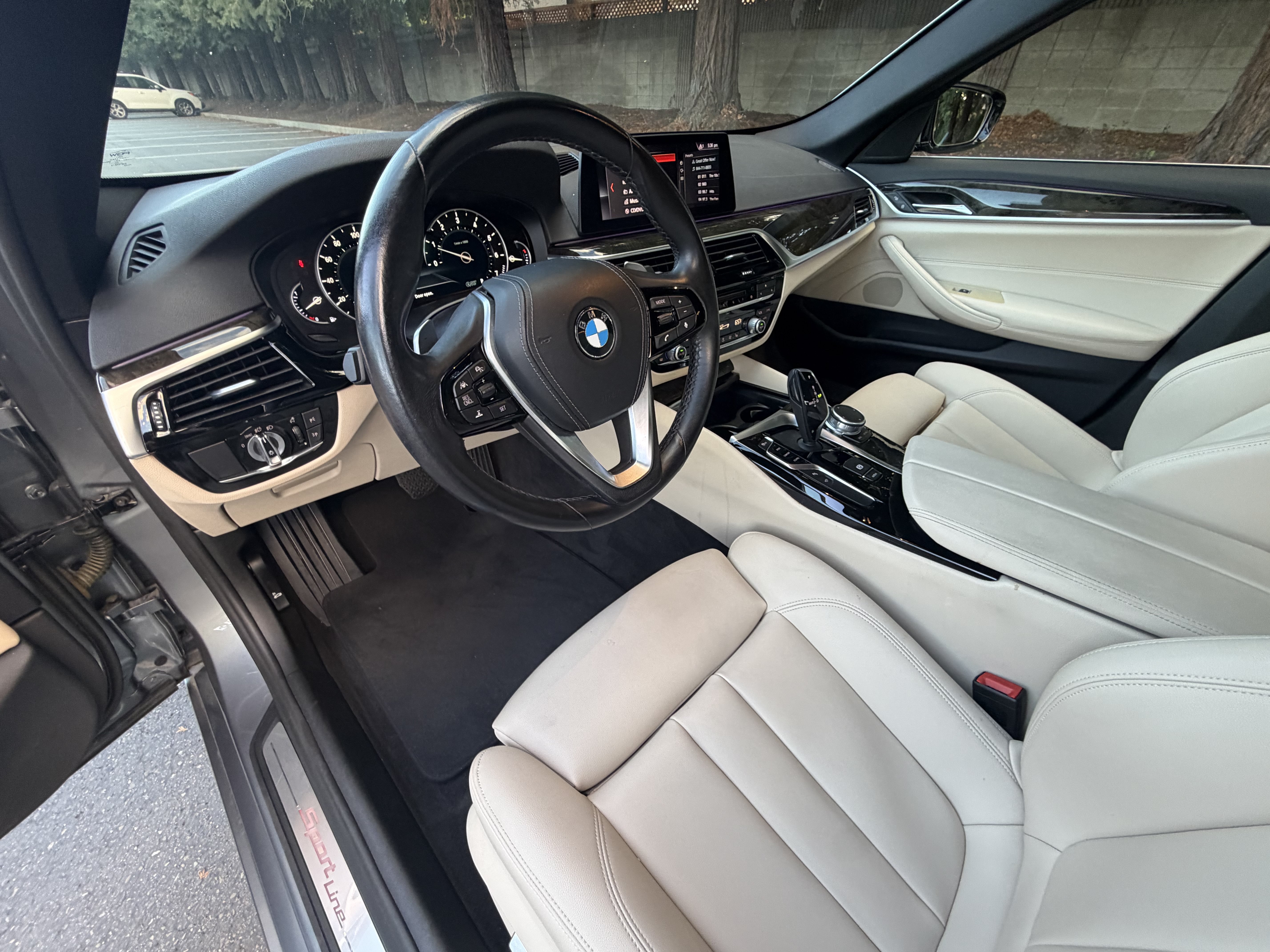 Used 2019 BMW 530i RWD image 22