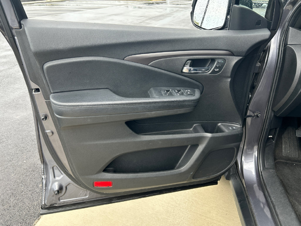 Used 2021 Honda Passport EX-L image 10