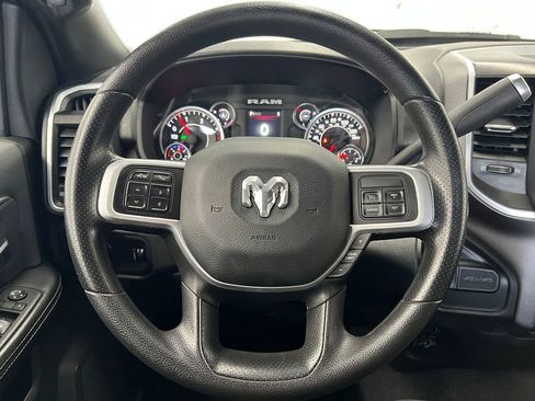 Used 2022 RAM 2500 Big Horn w/ Cold Weather Group image 14