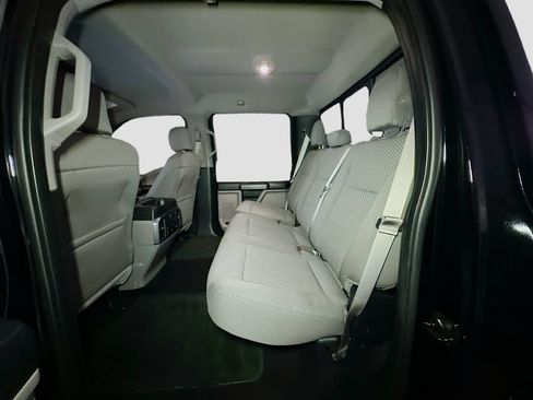 Used 2017 Ford F150 XLT w/ Equipment Group 302A Luxury AWD/4WD image 24