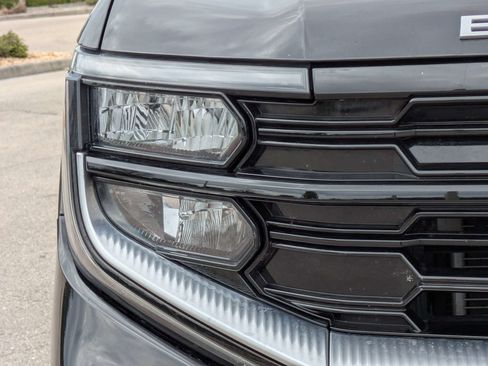 Used 2025 Ford Expedition Platinum AWD/4WD image 10