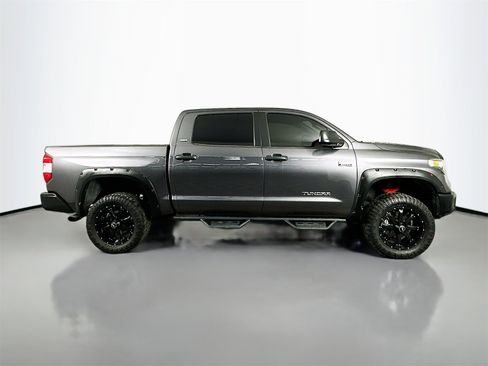 Used 2020 Toyota Tundra SR5 image 8
