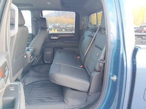 New 2026 GMC Sierra 2500 Denali w/ Denali Reserve Package AWD/4WD image 7