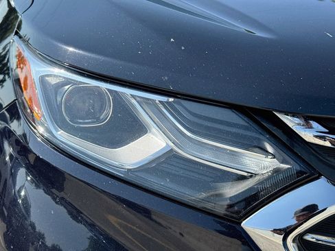 Used 2020 Chevrolet Equinox Premier FWD image 39