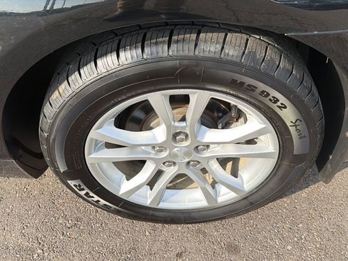 Used 2015 Chevrolet Camaro LT image 7