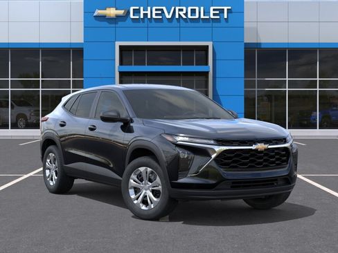 New 2026 Chevrolet Trax LS FWD image 8