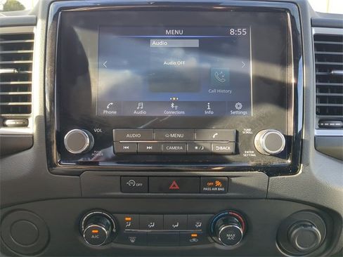 Used 2023 Nissan Frontier SV image 23