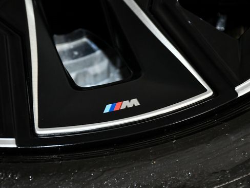 Used 2025 BMW 760i xDrive image 93