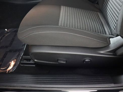 Used 2023 Dodge Challenger R/T w/ Blacktop Package image 25