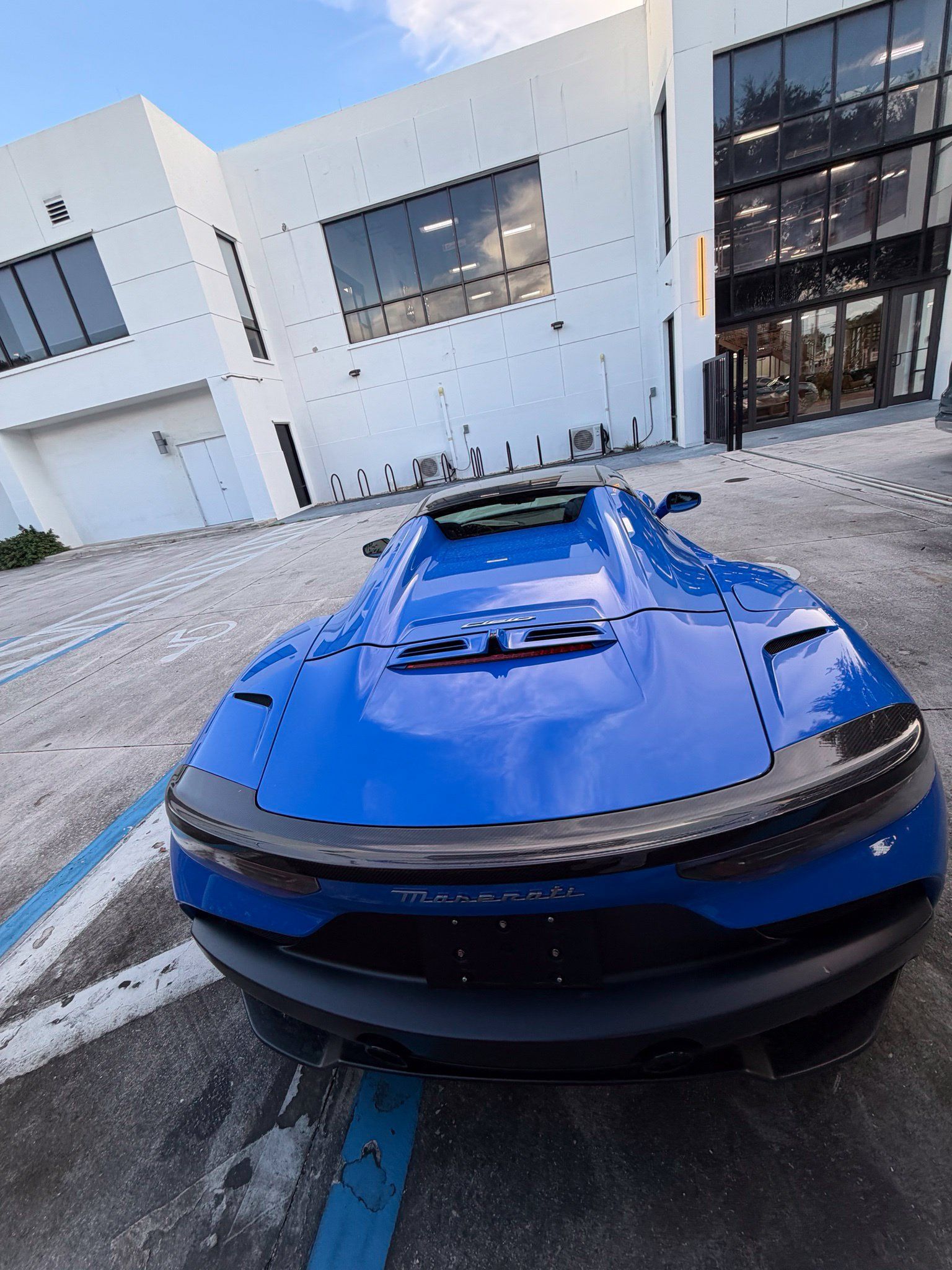Used 2023 Maserati MC20 Spyder RWD image 5