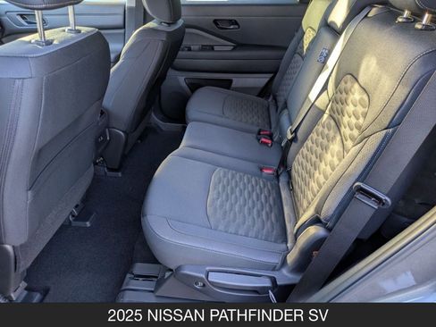 New 2025 Nissan Pathfinder SV image 15