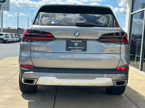 Used 2024 BMW X5 xDrive40i w/ Premium Package AWD/4WD image 9
