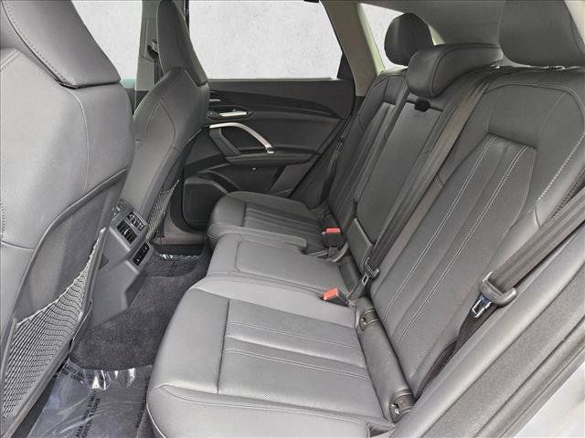 Certified 2025 Audi Q5 Prestige AWD/4WD image 24