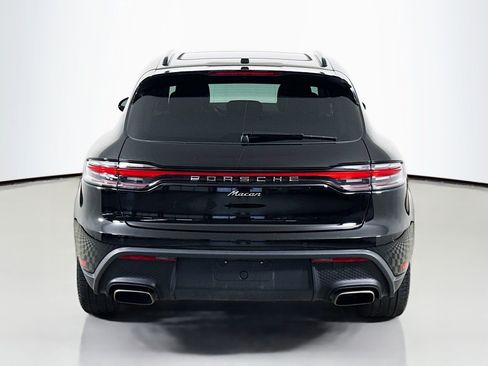 Certified 2023 Porsche Macan AWD/4WD image 10