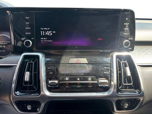 Used 2023 Kia Sorento SX AWD/4WD image 15