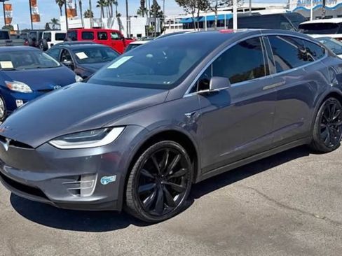 Used 2021 Tesla Model X Long Range AWD/4WD image 2