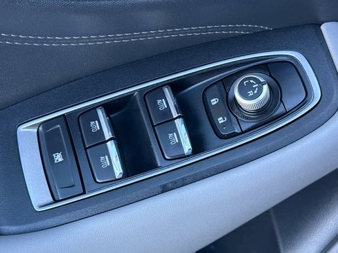 Used 2023 Subaru Outback Limited image 13