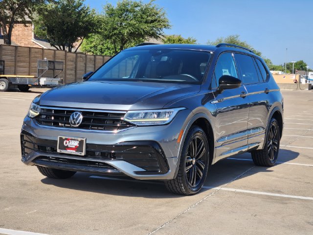 Used 2022 Volkswagen Tiguan SE R-Line FWD image 12