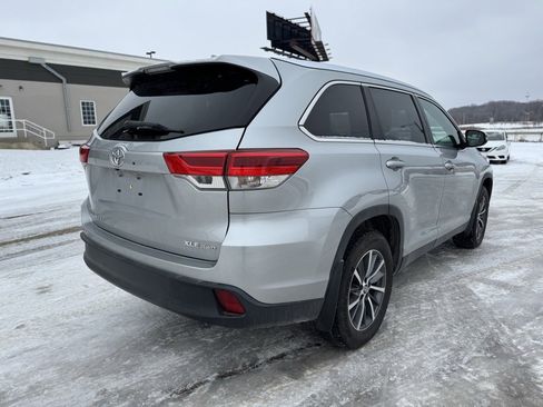 Certified 2019 Toyota Highlander XLE image 14