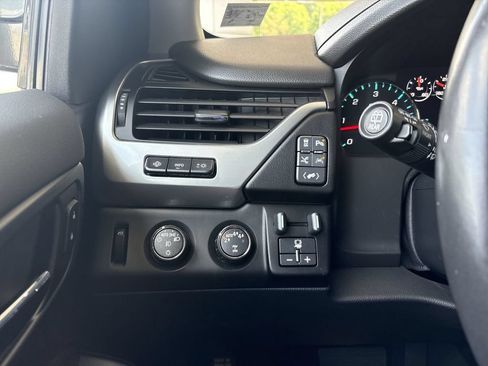 Certified 2019 Chevrolet Tahoe Premier w/ Premier Plus Edition AWD/4WD image 18