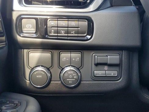 New 2026 GMC Yukon XL Elevation w/ Elevation Premium Package image 30