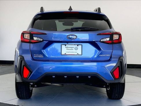 Used 2025 Subaru Crosstrek 2.5i Premium AWD/4WD image 6