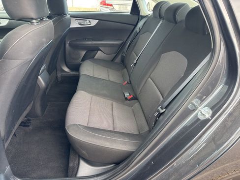 Used 2024 Kia Forte LXS image 9