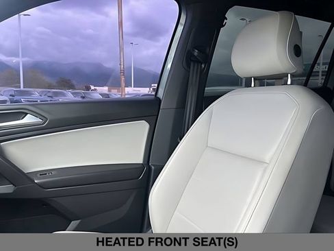 Used 2021 Volkswagen Tiguan SE R-Line w/ 3rd Row Seat Package AWD/4WD image 37