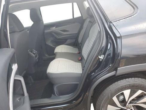New 2025 Volkswagen Tiguan S AWD/4WD image 21