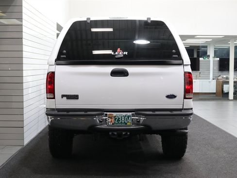 Used 2003 Ford F350 Lariat image 9