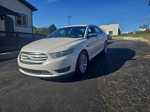 Used 2014 Ford Taurus Limited image 1