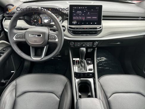 Used 2024 Jeep Compass Limited image 14