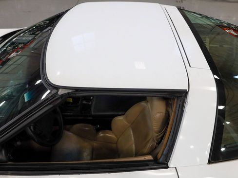 Used 1993 Chevrolet Corvette Coupe image 14