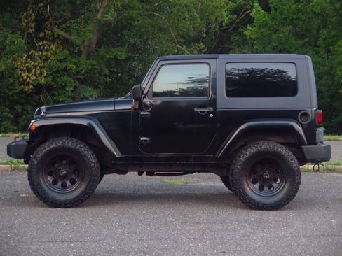 Used 2008 Jeep Wrangler Sahara w/ PWR Convenience Group AWD/4WD image 2