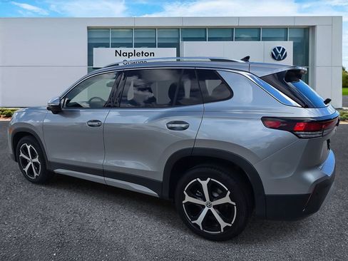 New 2025 Volkswagen Tiguan SE image 6