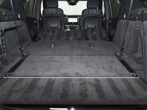 Used 2023 Land Rover Discovery S R-Dynamic image 60