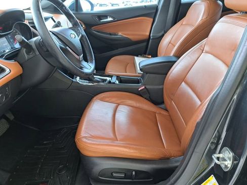 Used 2018 Chevrolet Cruze LT w/ Leather Package image 23