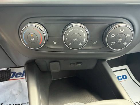 New 2026 Chevrolet Trax LS w/ LS Convenience Package FWD image 21