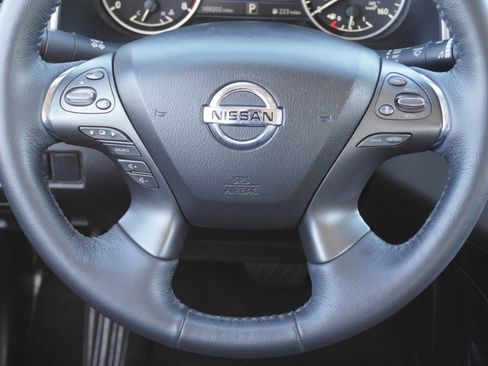 Used 2019 Nissan Murano Platinum w/ Cargo Package image 29