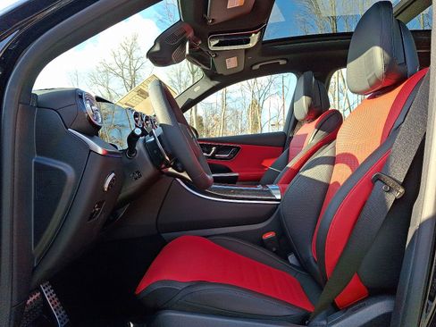 New 2026 Mercedes-Benz GLC 43 AMG 4MATIC image 9