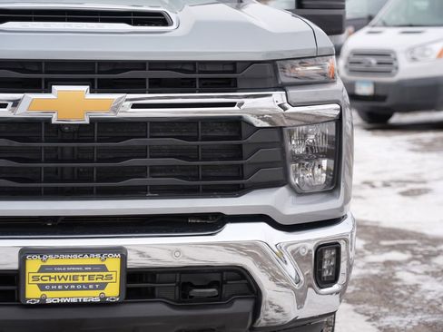 Used 2025 Chevrolet Silverado 3500 LT w/ All Star Edition image 9