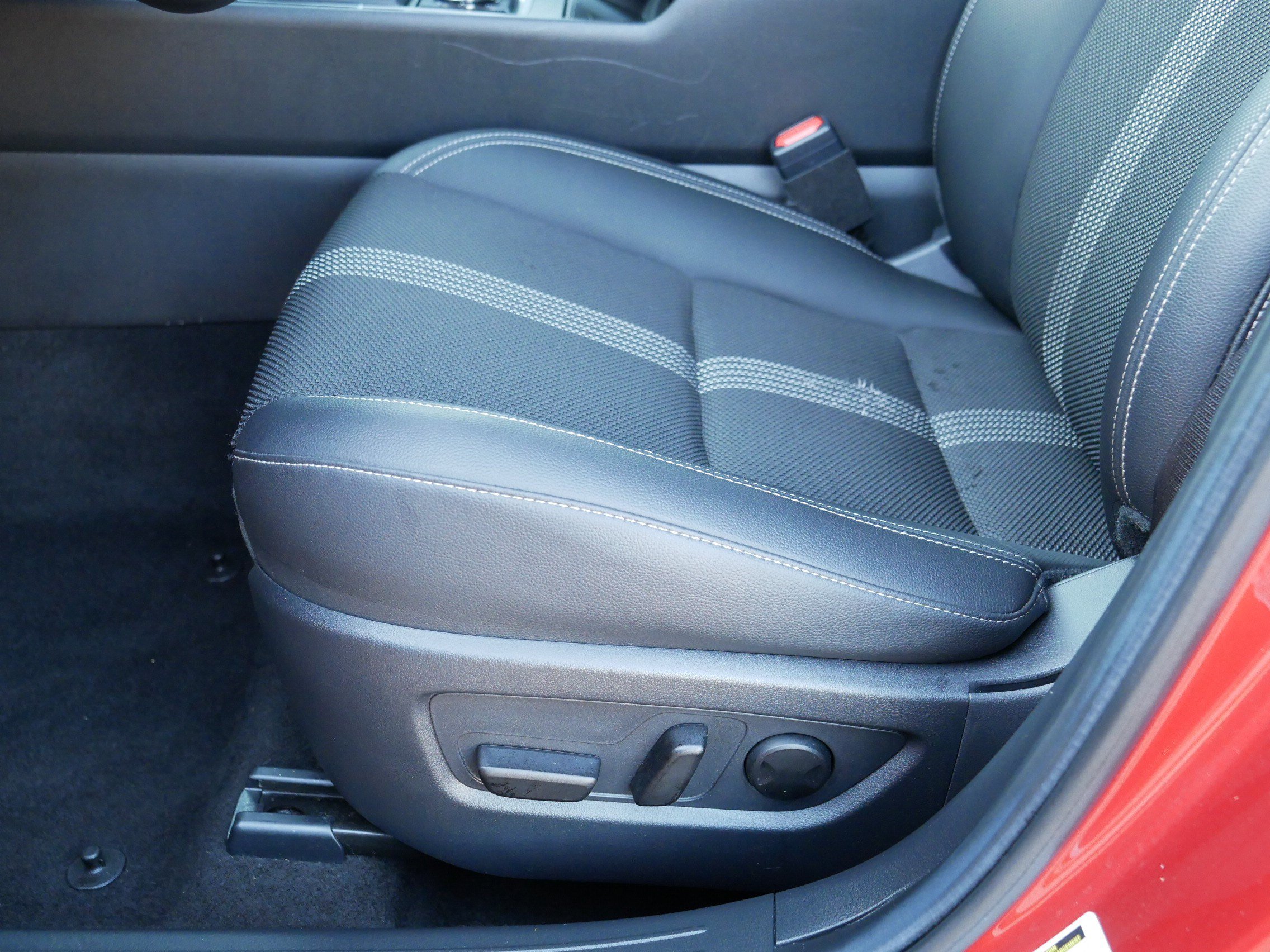 Used 2024 MAZDA CX-50 AWD 2.5 S w/ Cargo Package image 20