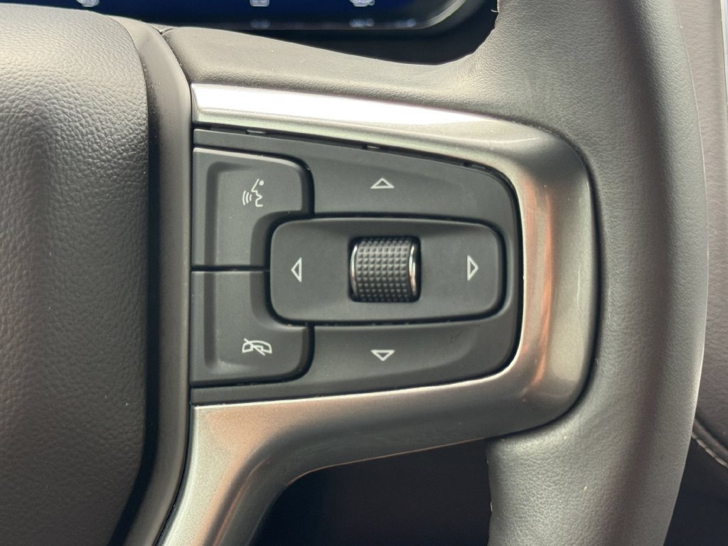 Used 2024 Chevrolet Tahoe LT w/ Luxury Package RWD image 27