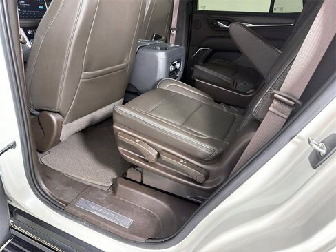 Used 2022 GMC Yukon Denali w/ Max Trailering Package image 22