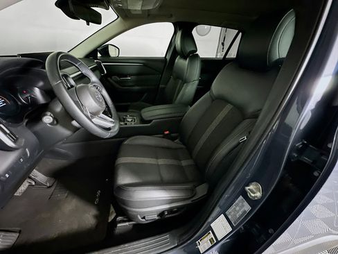Used 2025 MAZDA CX-50 AWD 2.5 S w/ Premium Package image 13