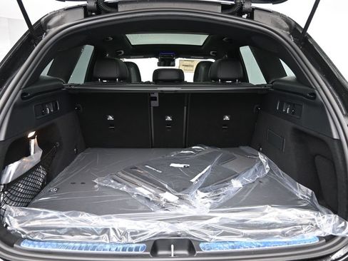 New 2025 Mercedes-Benz GLC 300 4MATIC image 26