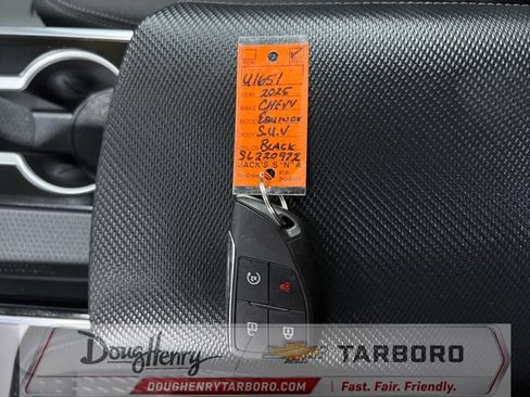 Used 2025 Chevrolet Equinox LT FWD image 45