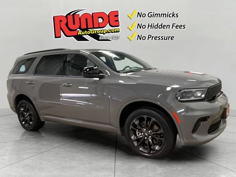 Used 2024 Dodge Durango SXT w/ SXT Blacktop Group AWD/4WD image 8