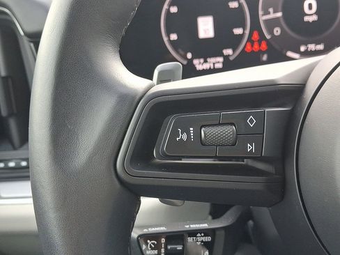 Used 2025 Porsche Cayenne image 24